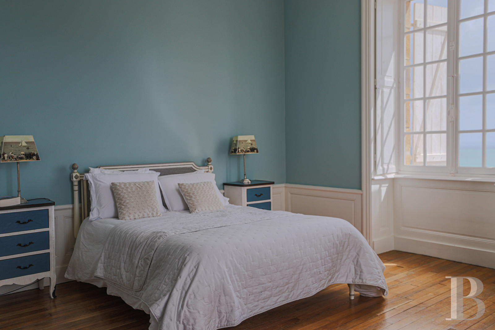 An early 19th century manor house overlooking the Bay of Douarnenez on the Crozon peninsula in Finistère - photo  n°22